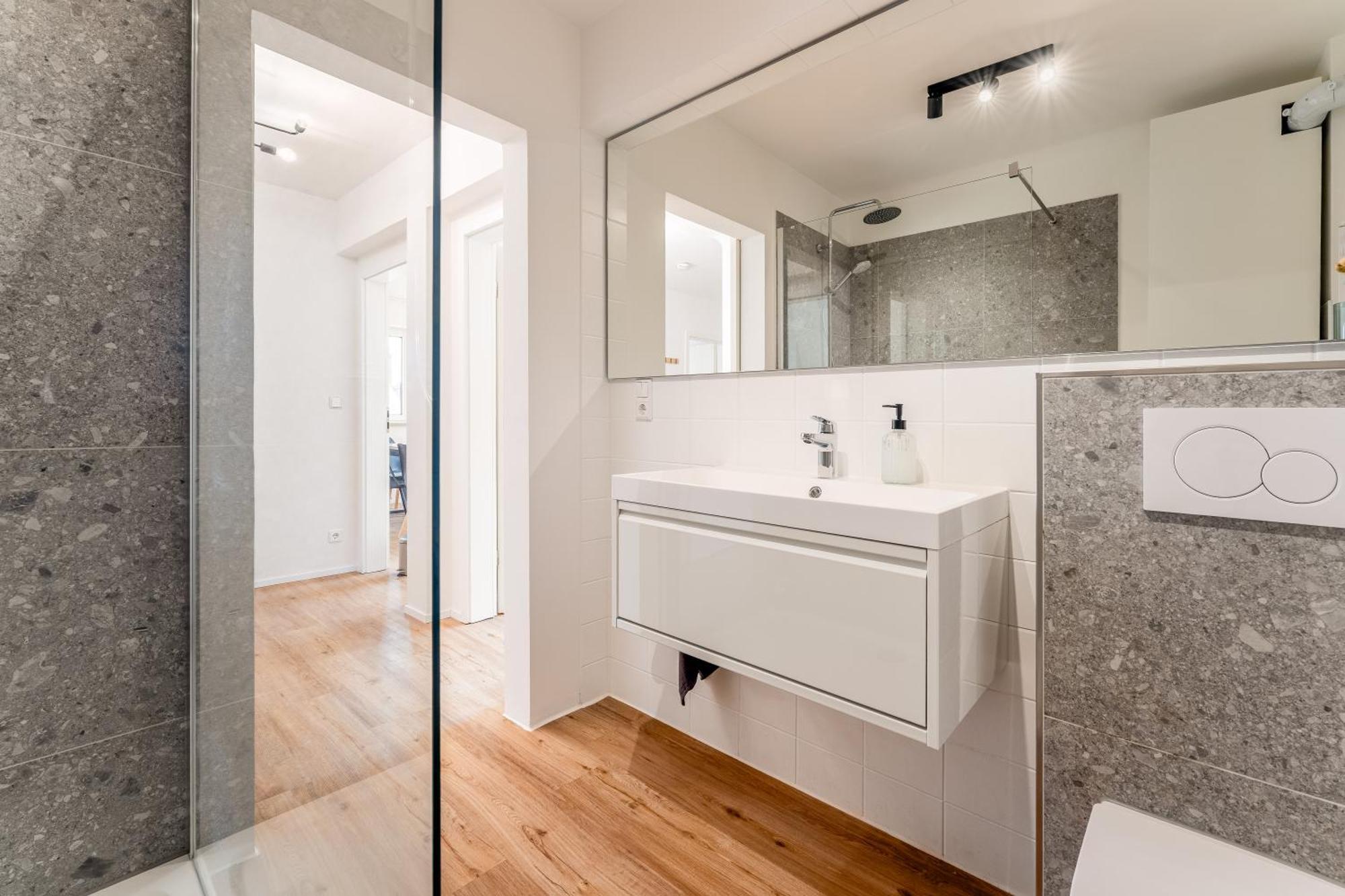 Lexapartments Altstadt Zentral 80qm In Lorenz * Nuremberg